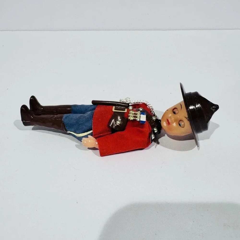 Vintage Canadian‎ Mountie Celluloid Sleepy Eye Boy Doll 6
